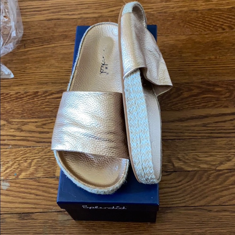 Splendid rose gold slides